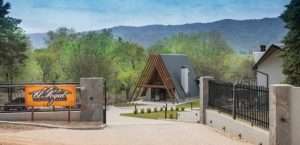 Apart-hotel-El-Nogal-e1668110508752-300×1451-1